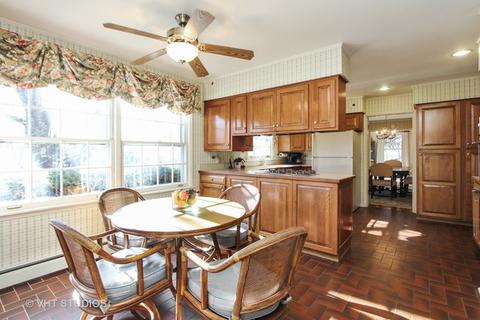234 Abbott Pl, Tower Lakes, IL 60010 photo 9
