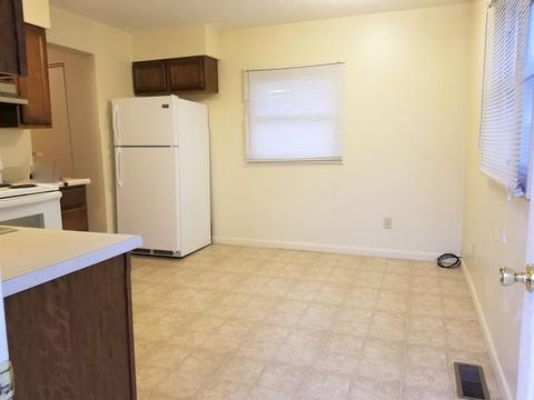 306 W 7th St, Georgetown, IL 61846 photo 9