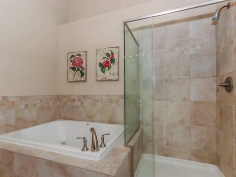 1203 Falcon Ridge Dr, Elgin, IL 60124 photo 17