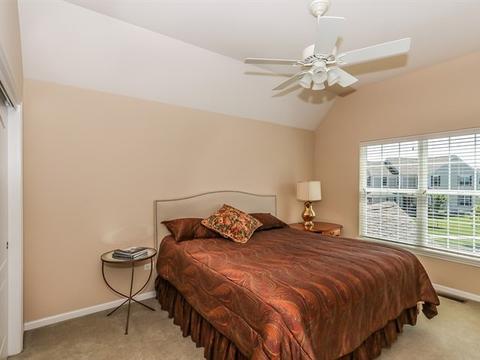 1203 Falcon Ridge Dr, Elgin, IL 60124 photo 21