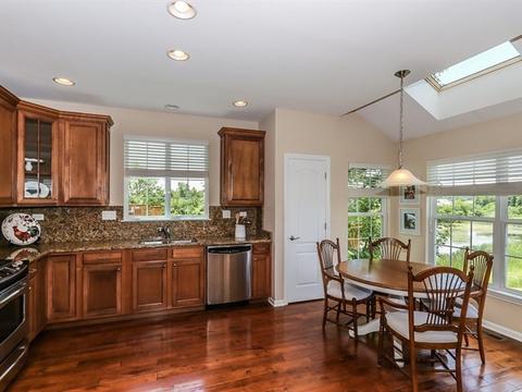 1203 Falcon Ridge Dr, Elgin, IL 60124 photo 8