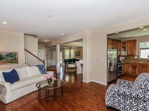 1203 Falcon Ridge Dr, Elgin, IL 60124 photo 12