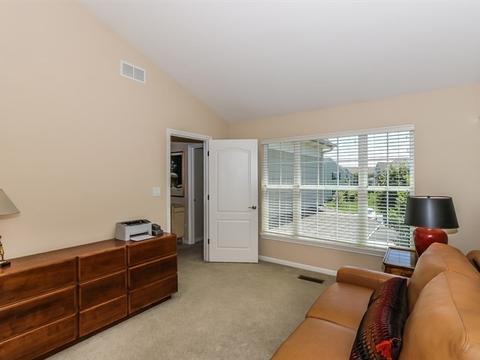 1203 Falcon Ridge Dr, Elgin, IL 60124 photo 18