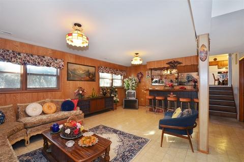 4054 Phyllis Rd, Northbrook, IL 60062 photo 7
