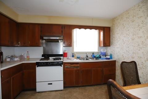 607 6th St, Harvard, IL 60033 photo 2