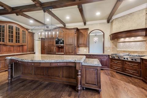 536 Ridgemoor Dr, Willowbrook, IL 60527 photo 3