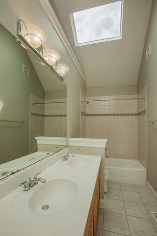 1610 E Hawthorne Blvd, Wheaton, IL 60187 photo 19