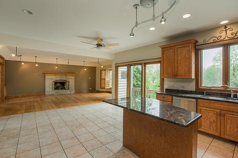 1610 E Hawthorne Blvd, Wheaton, IL 60187 photo 6