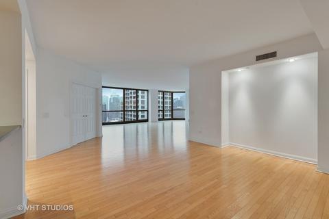 21 E Huron St #3203, Chicago, IL 60611 photo 11