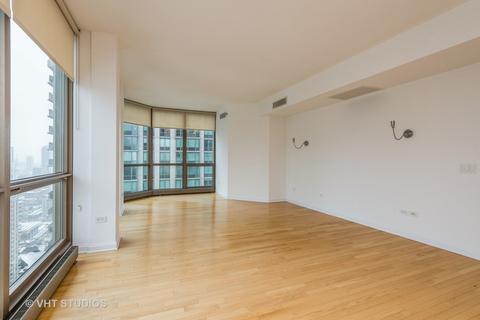 21 E Huron St #3203, Chicago, IL 60611 photo 17