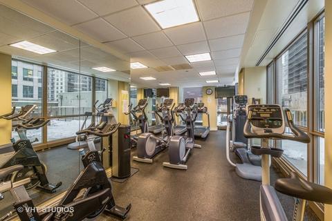 21 E Huron St #3203, Chicago, IL 60611 photo 24