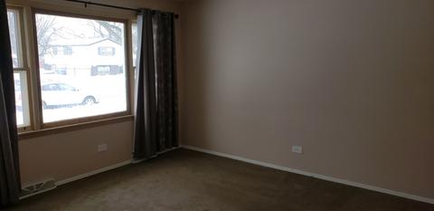 15218 Millard Ave, Midlothian, IL 60445 photo 2