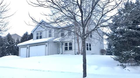 2608 Arbor Dr, Mchenry, IL 60050 photo 1