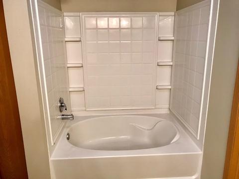 2608 Arbor Dr, Mchenry, IL 60050 photo 24