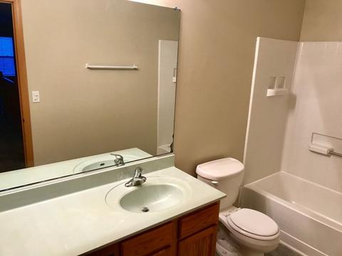 2608 Arbor Dr, Mchenry, IL 60050 photo 15