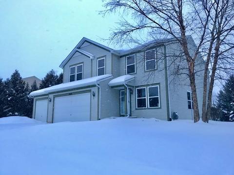 2608 Arbor Dr, Mchenry, IL 60050 photo 2