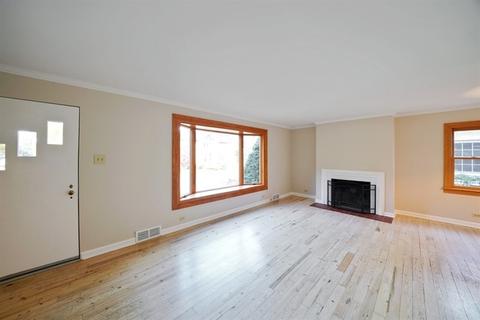 160 E Crescent Ave, Elmhurst, IL 60126 photo 4