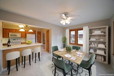 160 E Crescent Ave, Elmhurst, IL 60126 photo 3