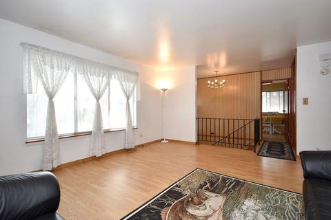 380 Wille Ave, Wheeling, IL 60090 photo 4