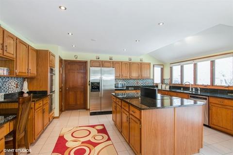 2320 Periwinkle Ln, Algonquin, IL 60102 photo 6