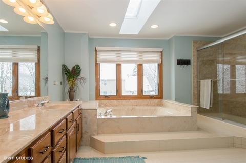 2320 Periwinkle Ln, Algonquin, IL 60102 photo 14