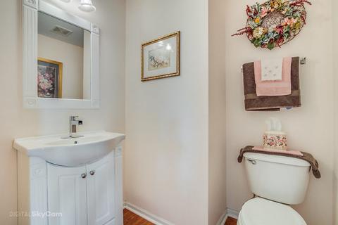 2453 Cushing Ln, Aurora, IL 60503 photo 8