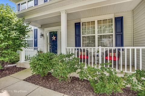 2453 Cushing Ln, Aurora, IL 60503 photo 1