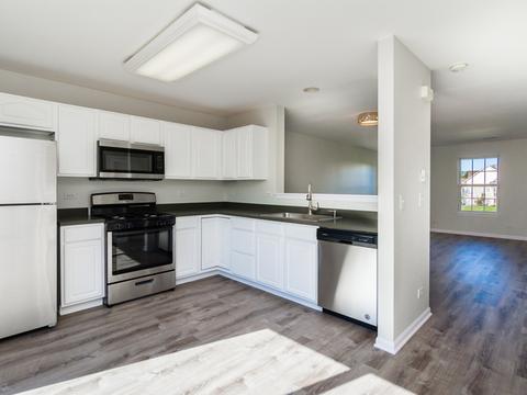 24639 John Adams Dr, Plainfield, IL 60544 photo 2