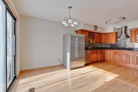 447 Maple Dr, Wheeling, IL 60090 photo 7