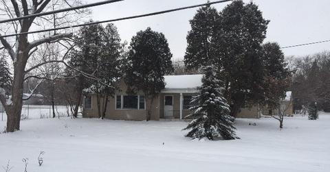 2460 E Ballard Rd, Des Plaines, IL 60016 photo 1