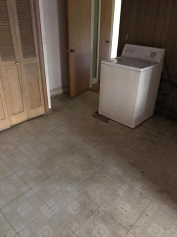 2460 E Ballard Rd, Des Plaines, IL 60016 photo 13