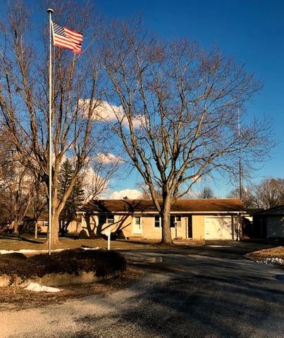111 Pleasant Dr, Sidney, IL 61877 photo 2
