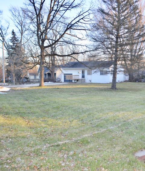 2914 Spring Rd, Mccullom Lake, IL 60050 photo 18