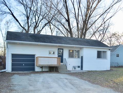 2914 Spring Rd, Mccullom Lake, IL 60050 photo 1