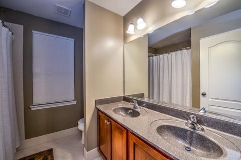 3695 Thornhill Dr, Elgin, IL 60124 photo 23