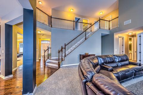 3695 Thornhill Dr, Elgin, IL 60124 photo 9