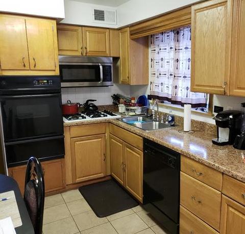 355 Streamside Dr, Harvey, IL 60426 photo 3