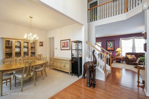 4110 Georgetown Cir, Algonquin, IL 60102 photo 2