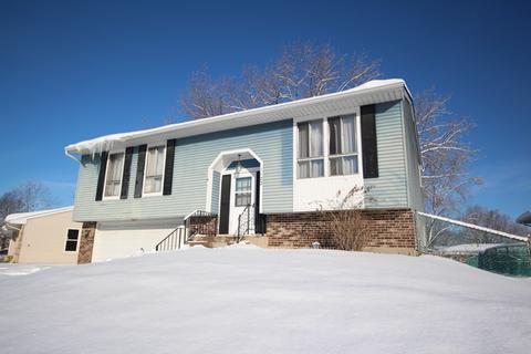 1122 Highbury Dr, Elgin, IL 60120 photo 1