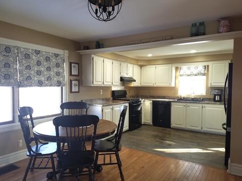 411 Maple St, Marengo, IL 60152 photo 4