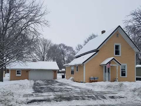 411 Maple St, Marengo, IL 60152 photo 1