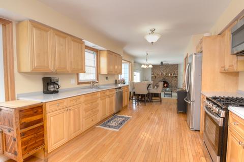 1198 Ivy Ct, Bartlett, IL 60103 photo 4