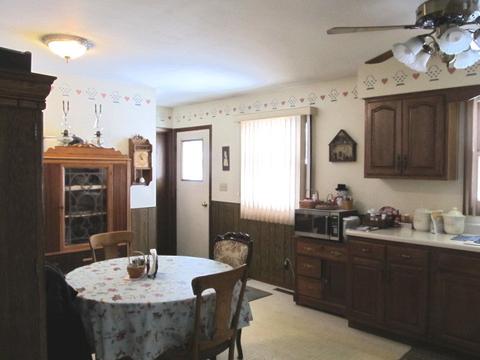 7909 Franklin St, Harvard, IL 60033 photo 5