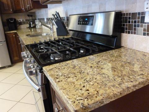 202 E Maxon Ln, Streamwood, IL 60107 photo 8