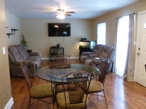 202 E Maxon Ln, Streamwood, IL 60107 photo 11