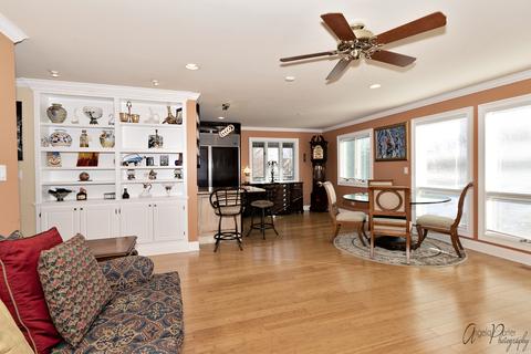 2306 N Long Ln, Mchenry, IL 60051 photo 9