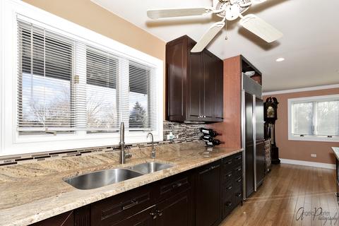 2306 N Long Ln, Mchenry, IL 60051 photo 13