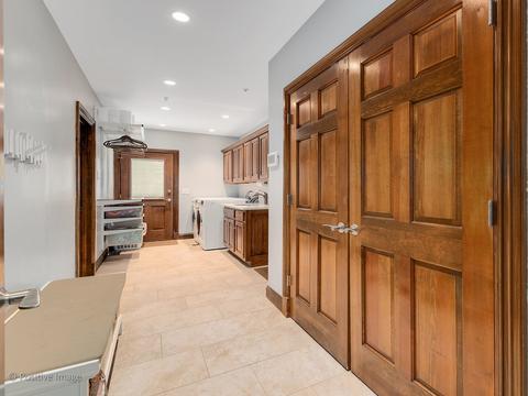 140 Circle Ridge Dr, Burr Ridge, IL 60527 photo 17