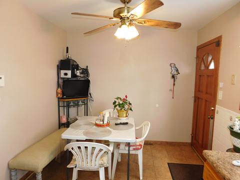 2129 Ash St #A, Des Plaines, IL 60018 photo 7