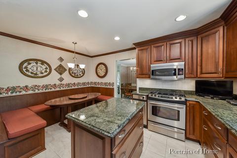 608 W Franklin St, Wheaton, IL 60187 photo 4